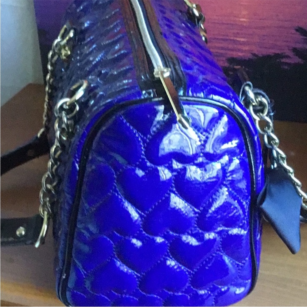 💙BETSEY JOHNSON BAG💙 - Picture 3 of 8
